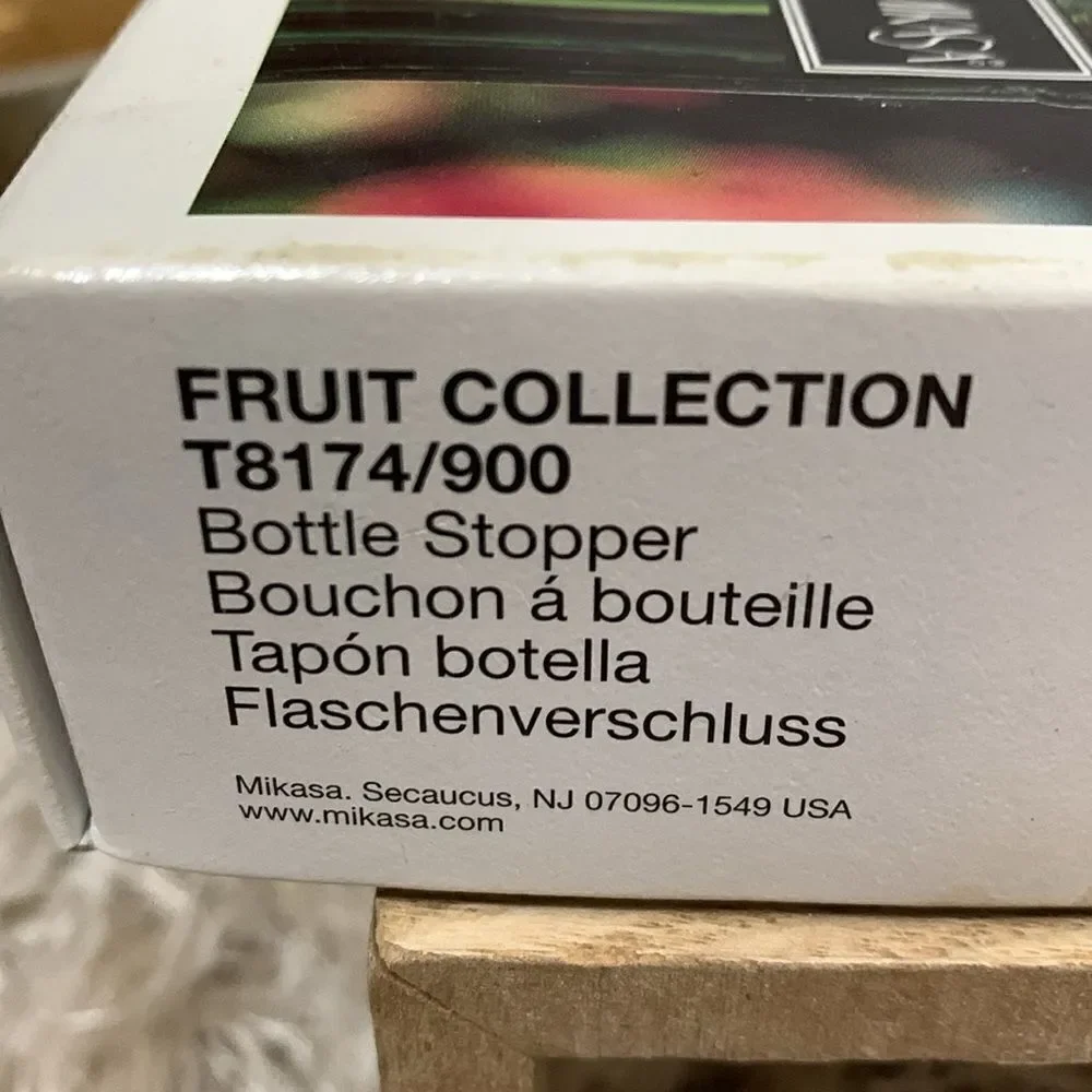 Mikasa Lead Crystal‎ Fruit Collection Grapes  Bottle Stopper
